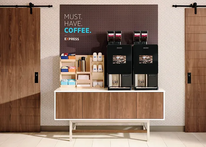 Holiday Inn Express Hotel & Suites Emporia By Ihg