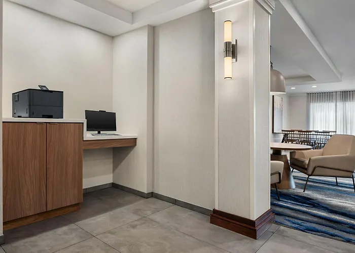 Fairfield Inn And Suites South Hill I-85